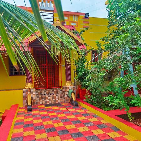 Smith Garden Farm House Auroville Pondicherry Buitenkant foto