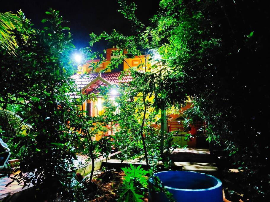 Smith Garden Farm House Auroville Pondicherry Buitenkant foto
