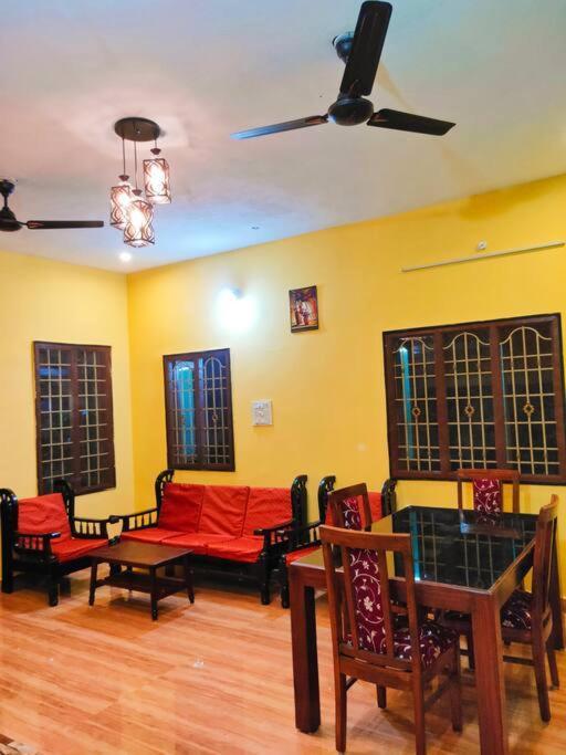 Smith Garden Farm House Auroville Pondicherry Buitenkant foto