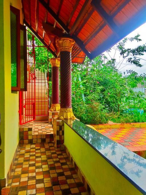 Smith Garden Farm House Auroville Pondicherry Buitenkant foto